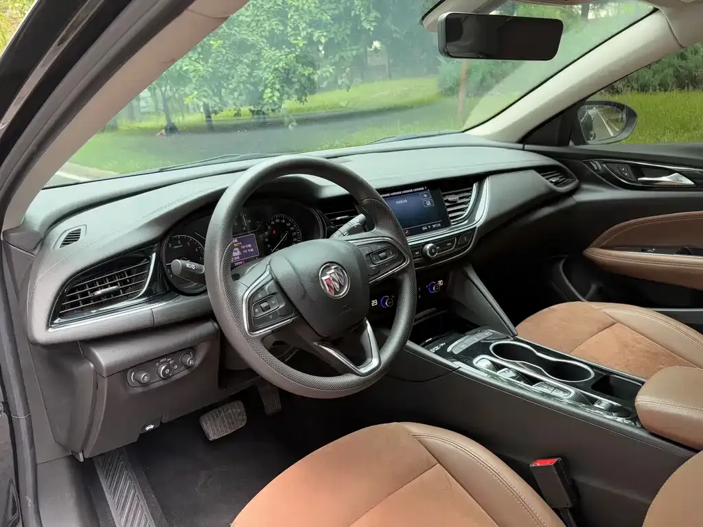 Buick Regal — фото 8
