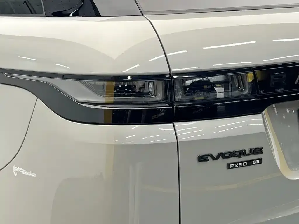 Land Rover Evoque — фото 2