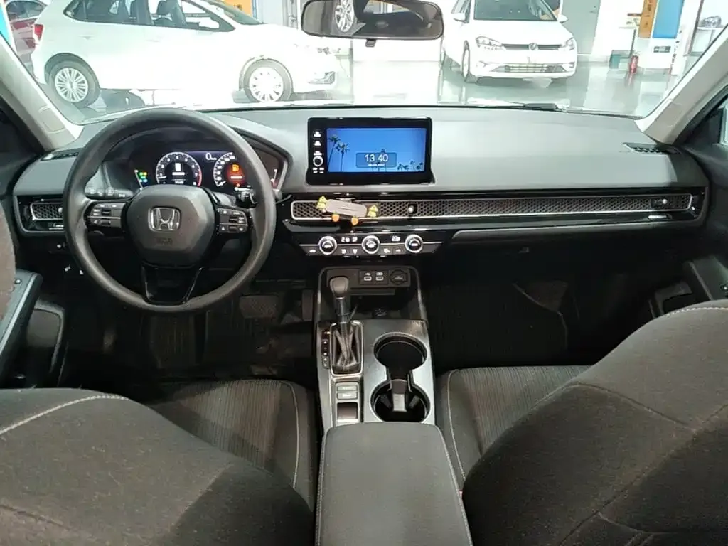 Honda Civic — фото 10