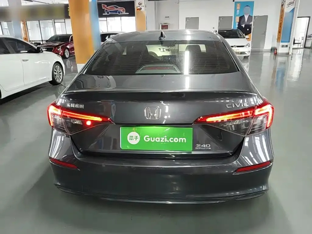 Honda Civic — фото 4