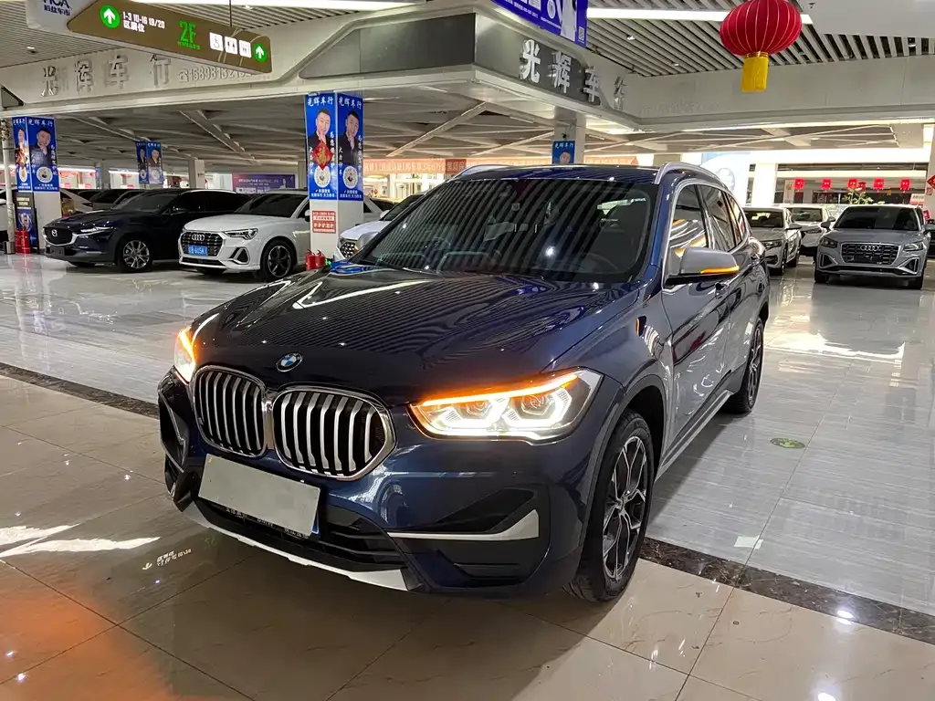 BMW X1 — фото 1