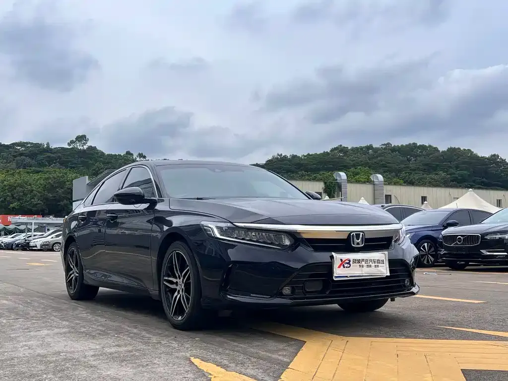 Honda Inspire — фото 6