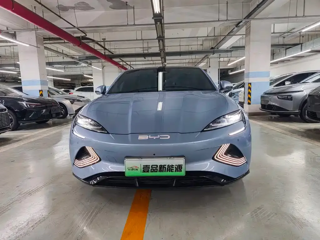 BYD Seal — фото 6