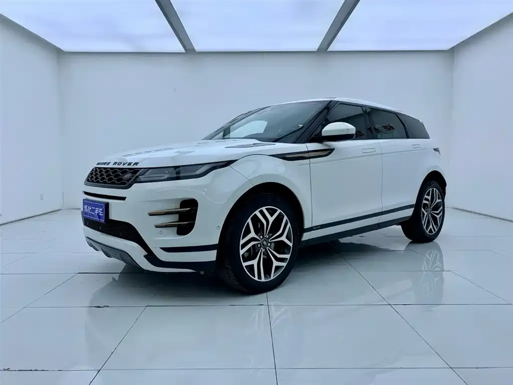 Land Rover Evoque — фото 1