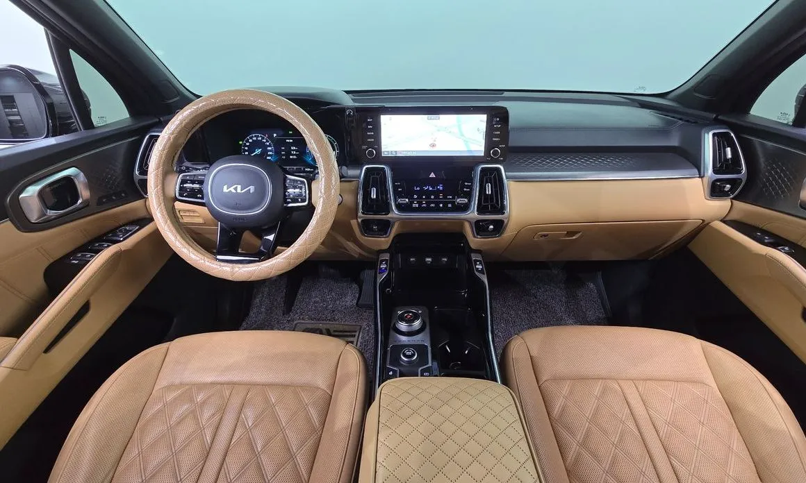 Kia Sorento — фото 7