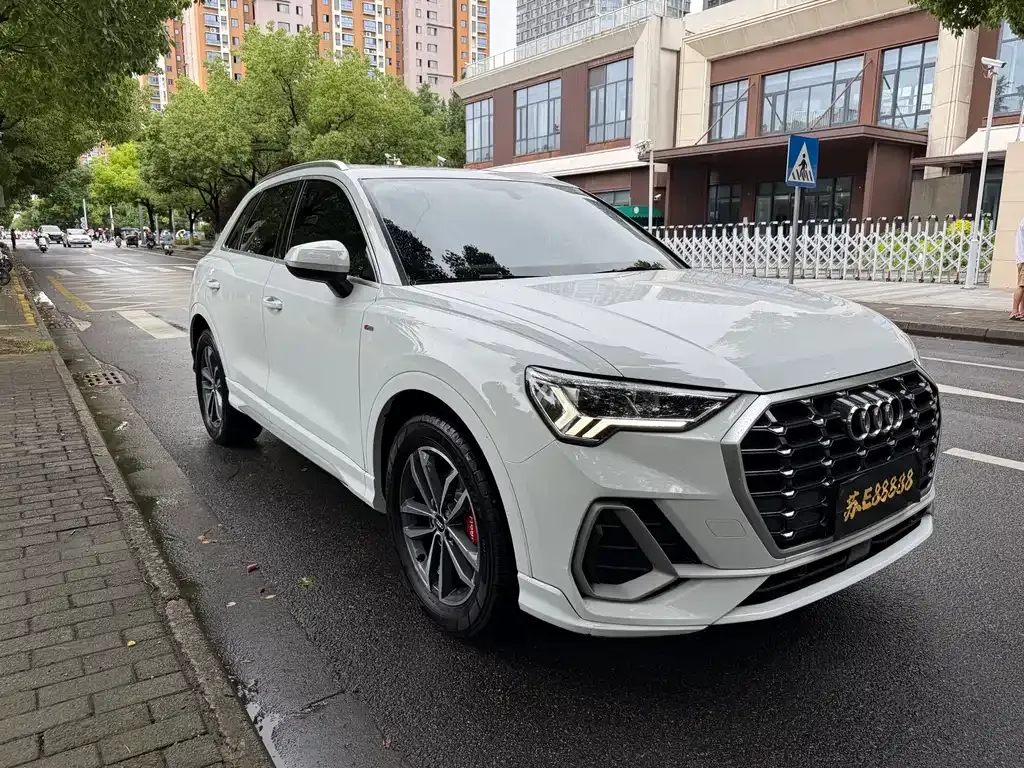 Audi Q3 2021 из CN, фото 7