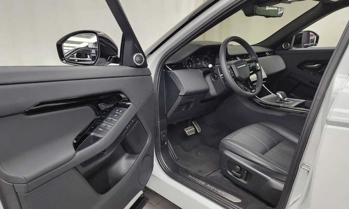 Land Rover Range Rover Evoque — фото 6
