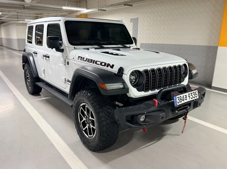 Jeep Wrangler — фото 1