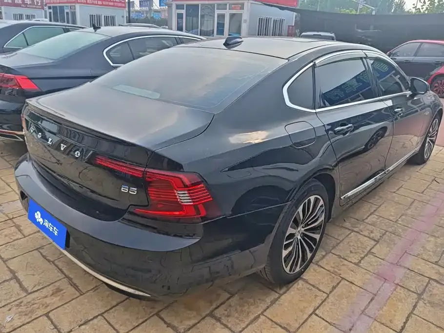 Volvo S90 2024 из CN, фото 8