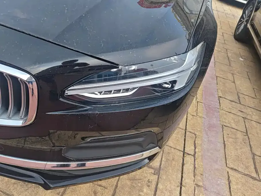 Volvo S90 2024 из CN, фото 5