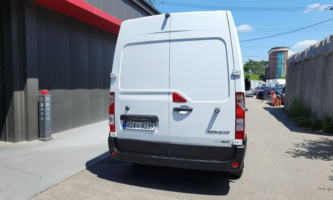 Renault Korea (Samsung) Master 2022 из KR, фото 10