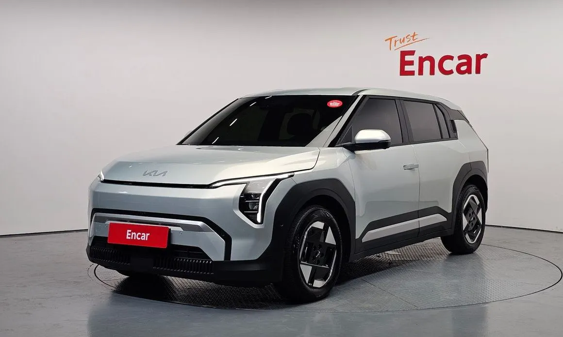 Kia EV3 — фото 1