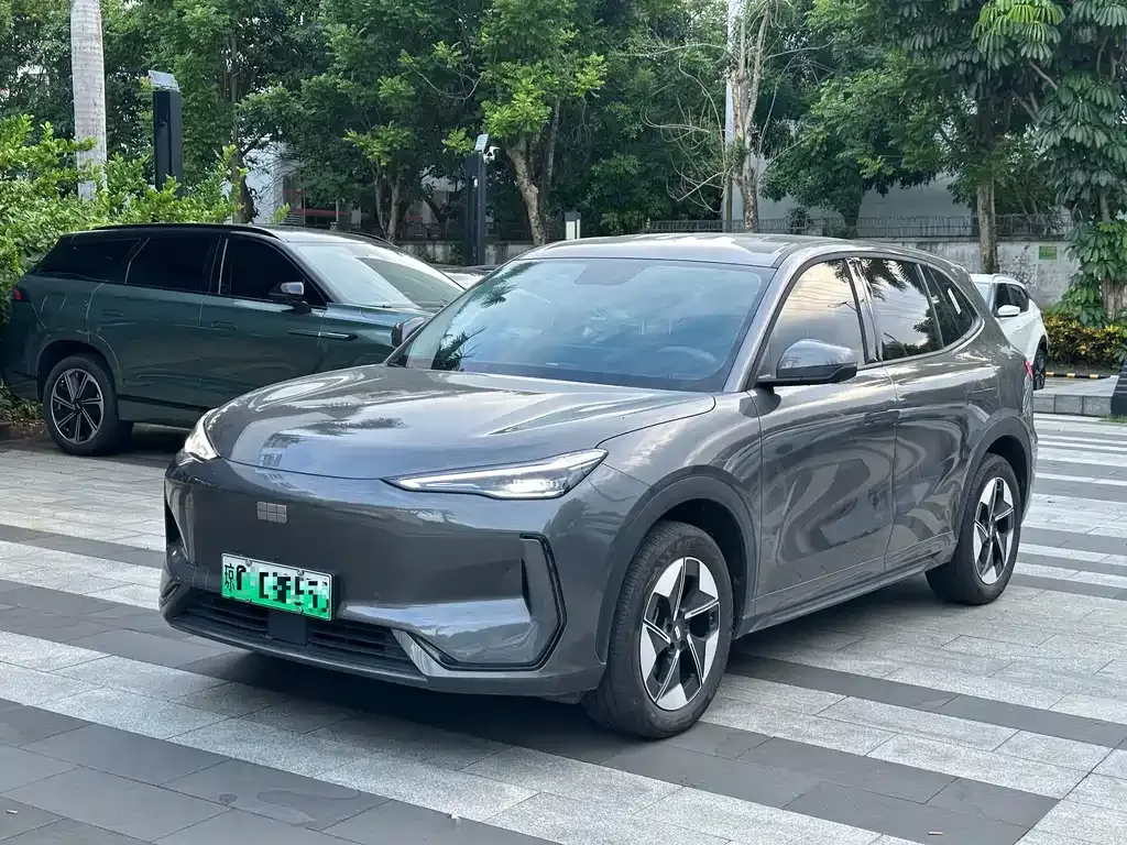 Geely Galaxy E5 — фото 1