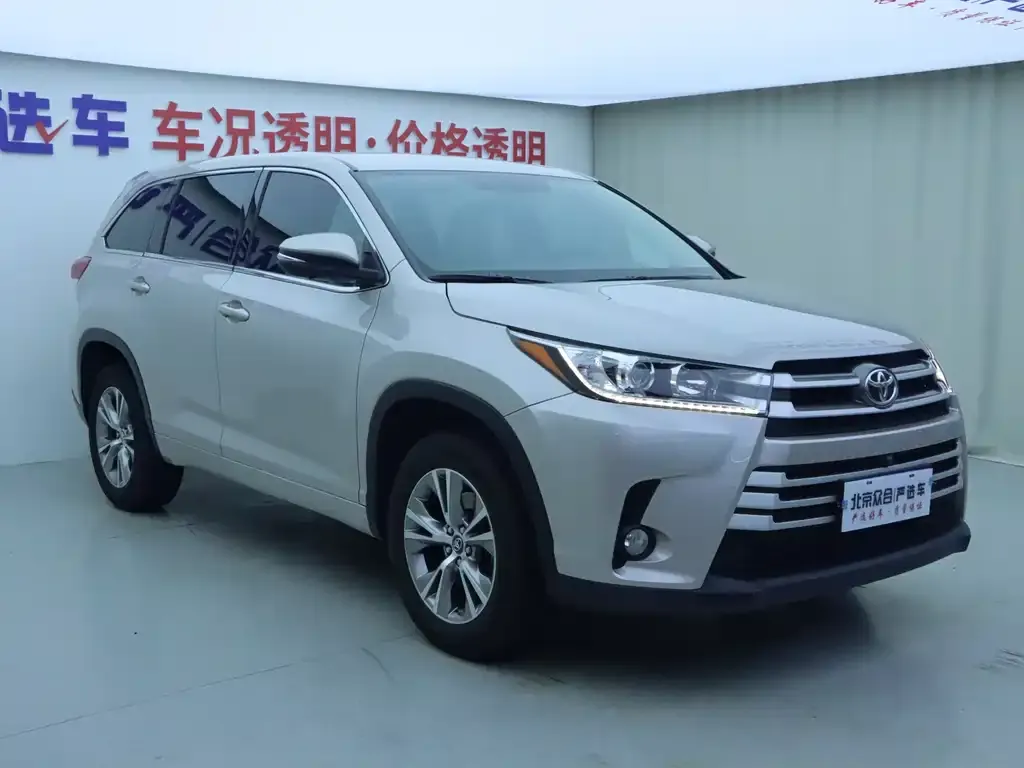 Toyota Highlander 2021 из CN, фото 3