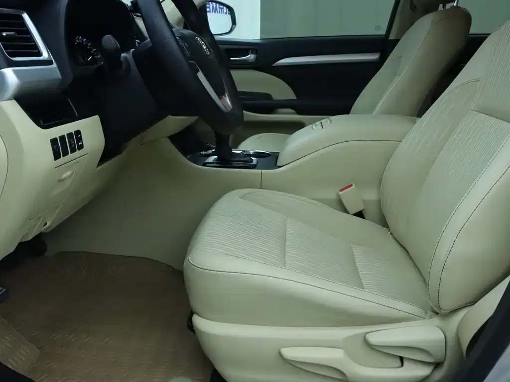 Toyota Highlander 2021 из CN, фото 5