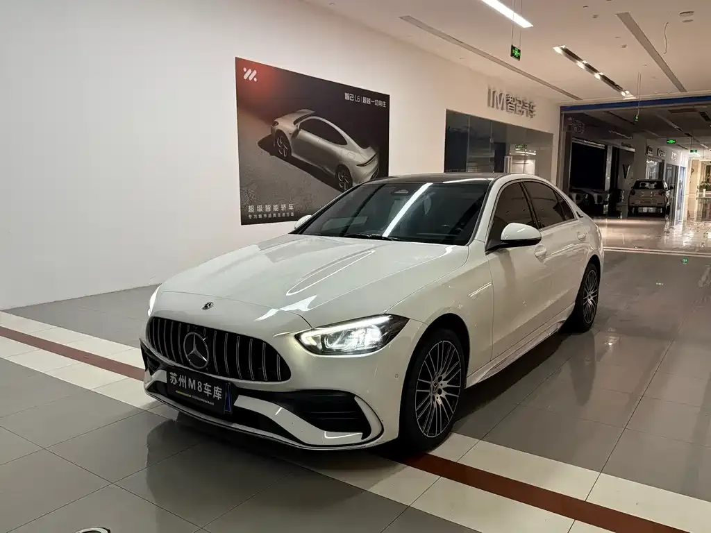 Mercedes-Benz C-Class — фото 1