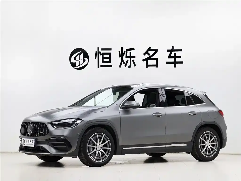 Mercedes-Benz GLA AMG