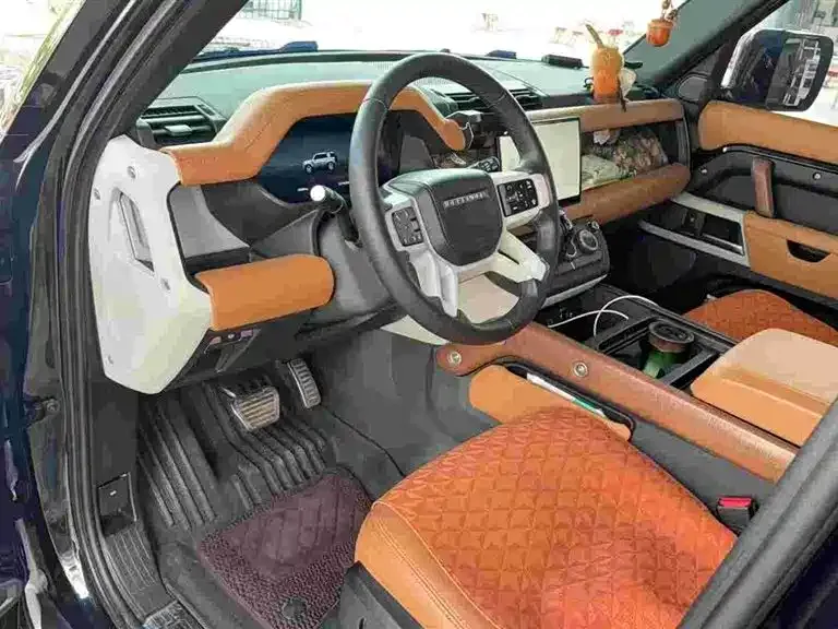 Land Rover Defender — фото 6