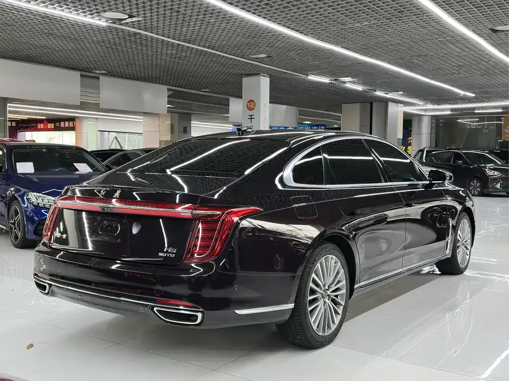 Hongqi H9 — фото 8