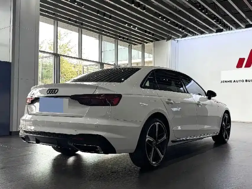 Audi A4L — фото 3