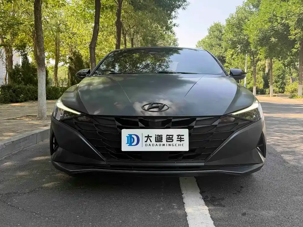 Hyundai Elantra — фото 8