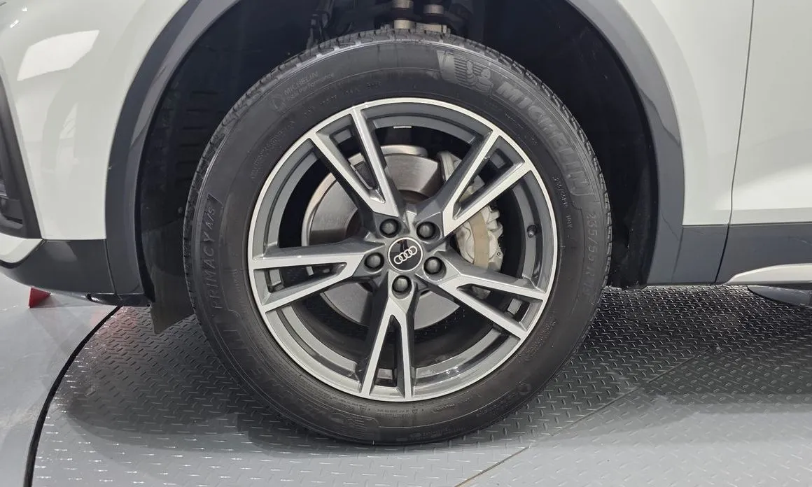 Audi Q5 2022 из KR, фото 9