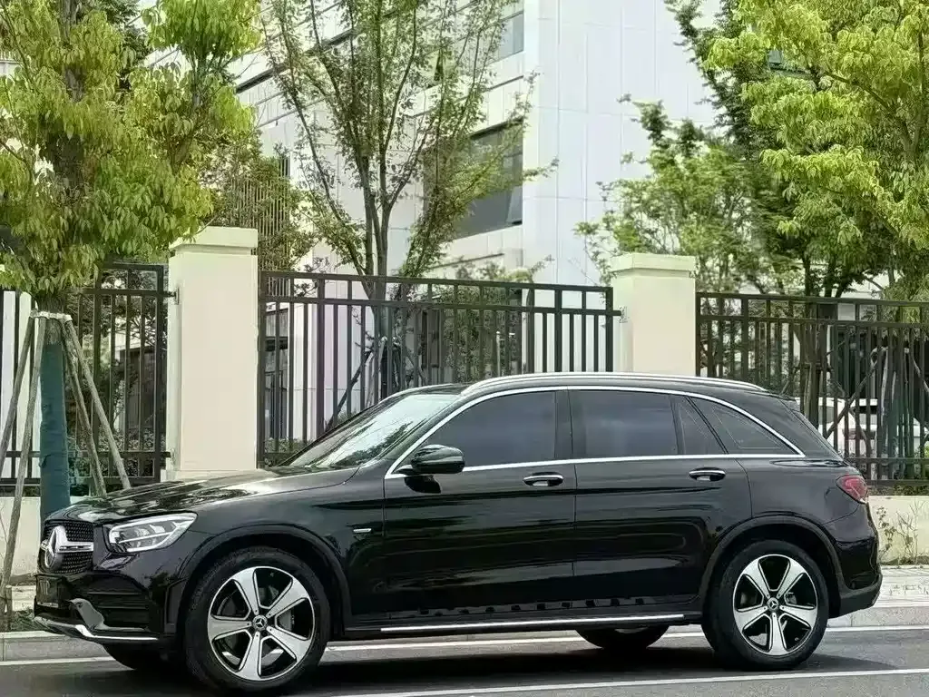 Mercedes-Benz GLC — фото 3