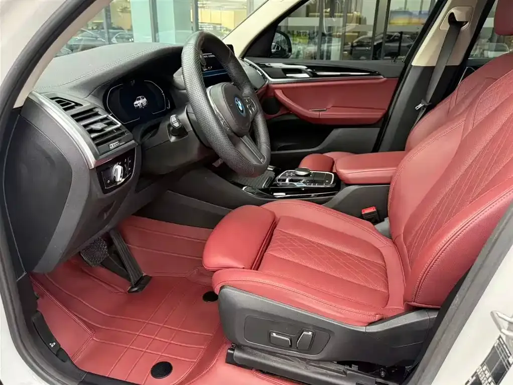 BMW iX3 2024 из CN, фото 7