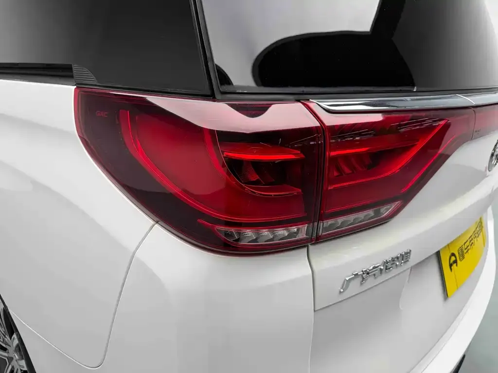 GAC Motor Trumpchi M8 — фото 2