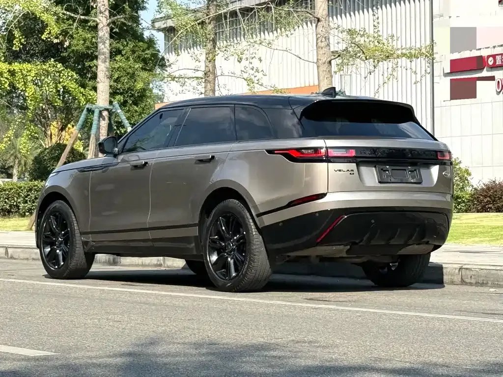 Land Rover Velar — фото 10