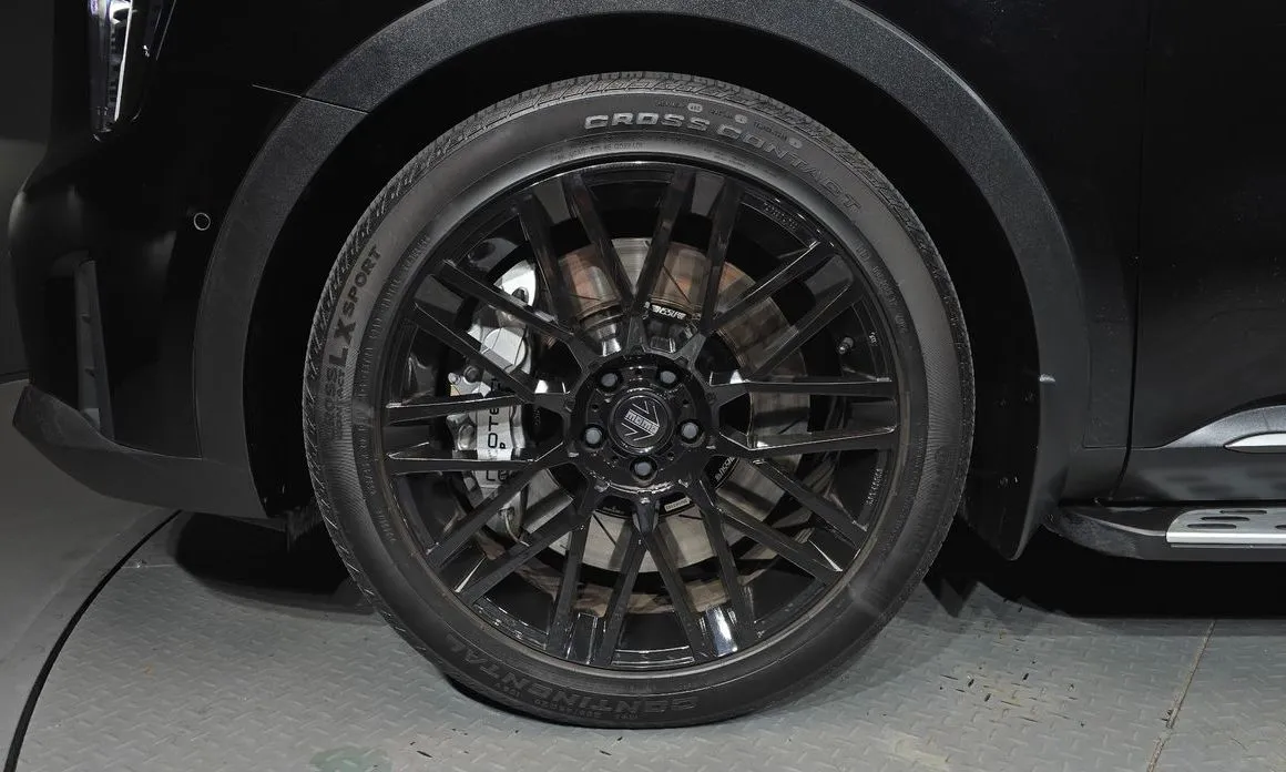 Kia Sorento — фото 10