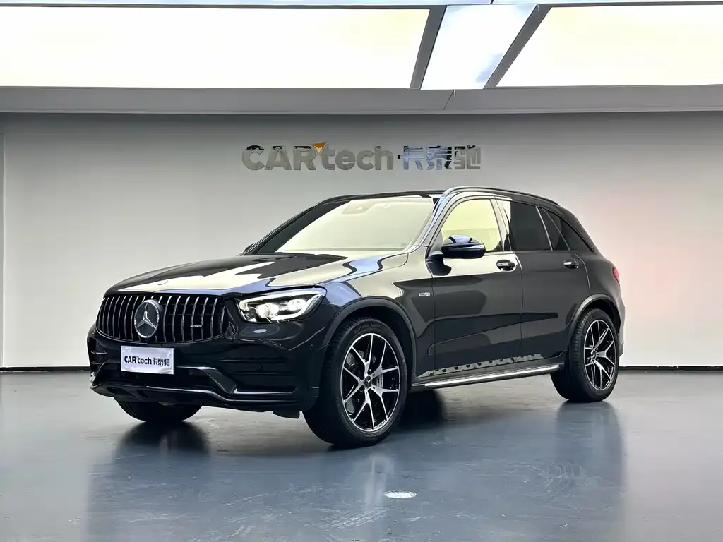 Mercedes-Benz GLC AMG — фото 1