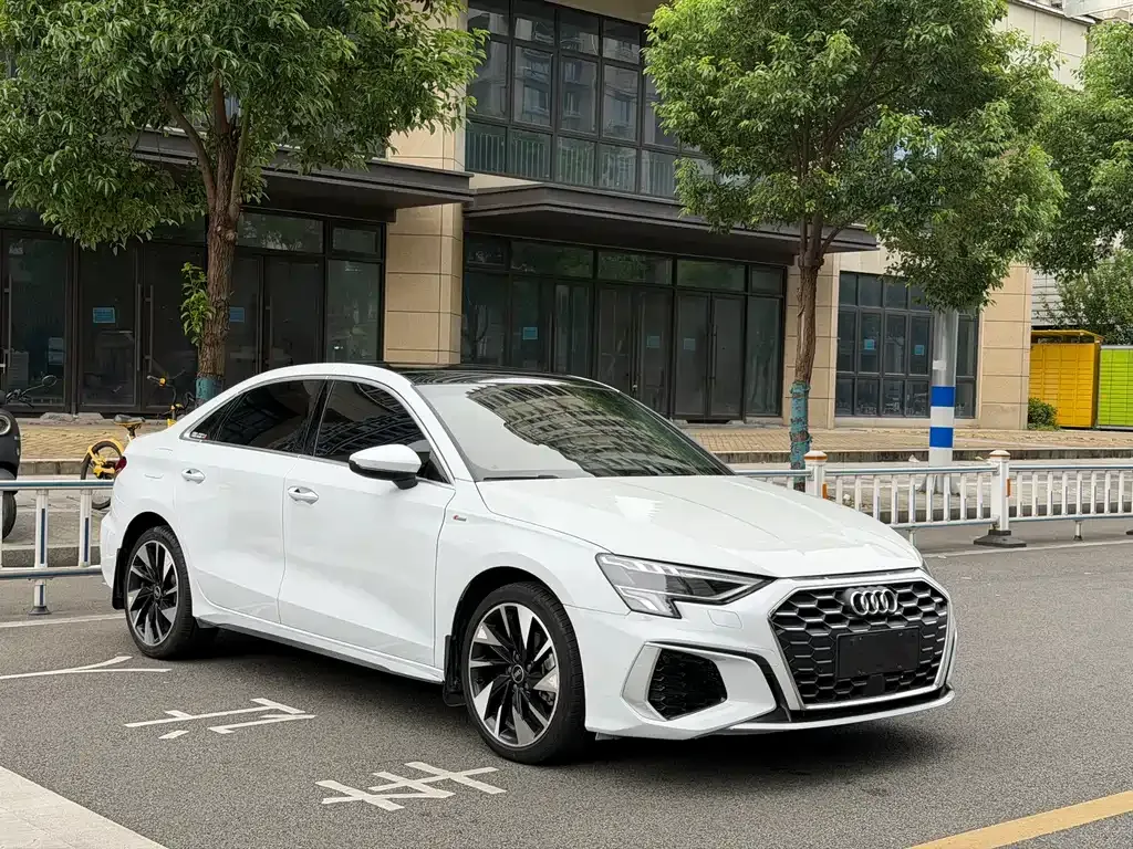 Audi A3 2022 из CN, фото 10