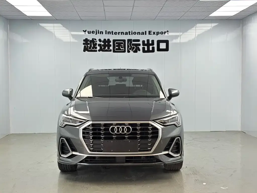 Audi Q3 — фото 4