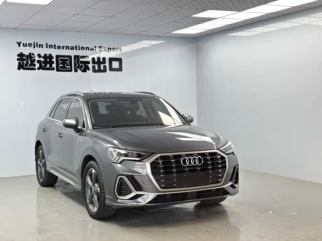Audi Q3 — фото 5