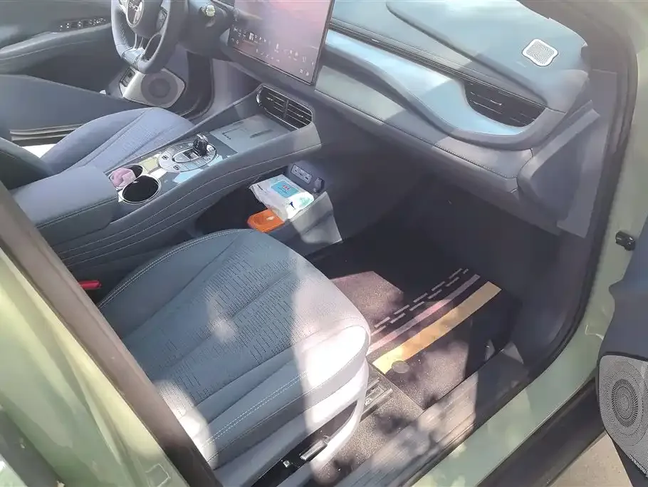BYD Seal 06GT — фото 10