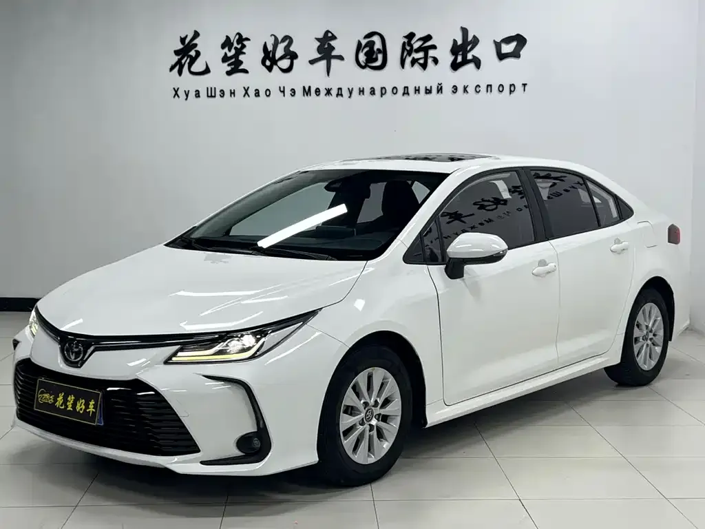 Toyota Corolla — фото 1