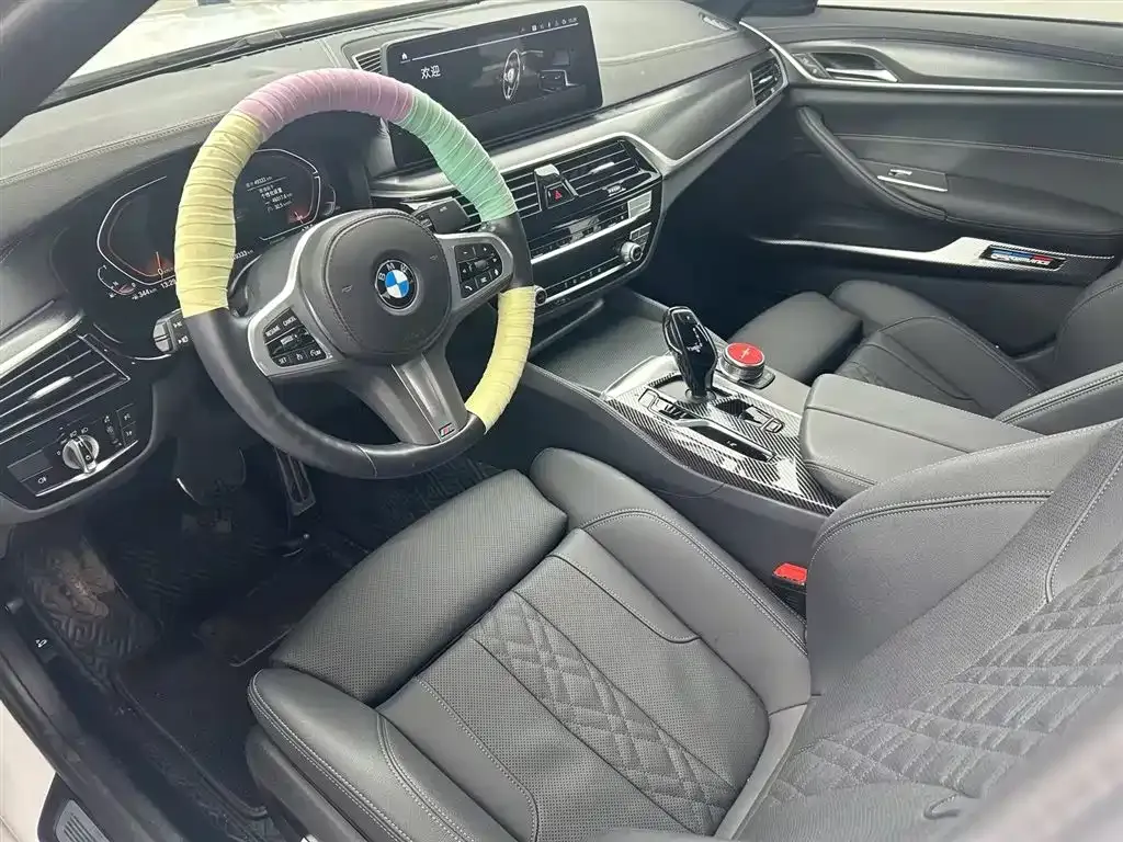BMW 5 Series (Import) 2023 из CN, фото 3