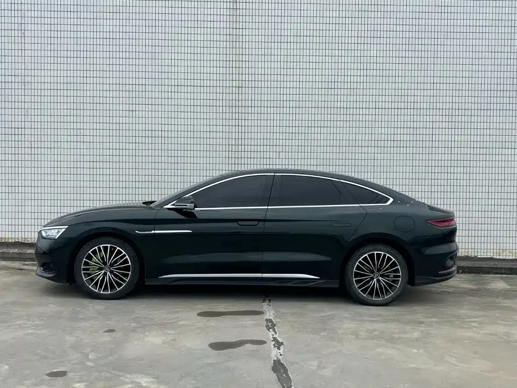 BYD Han — фото 2