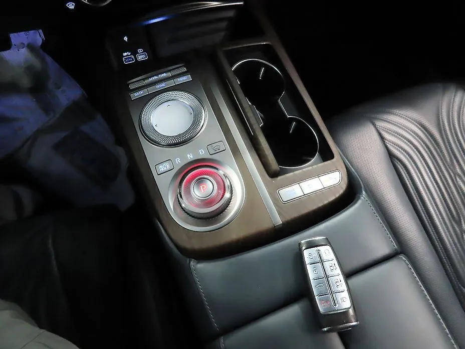 Genesis G80 — фото 2