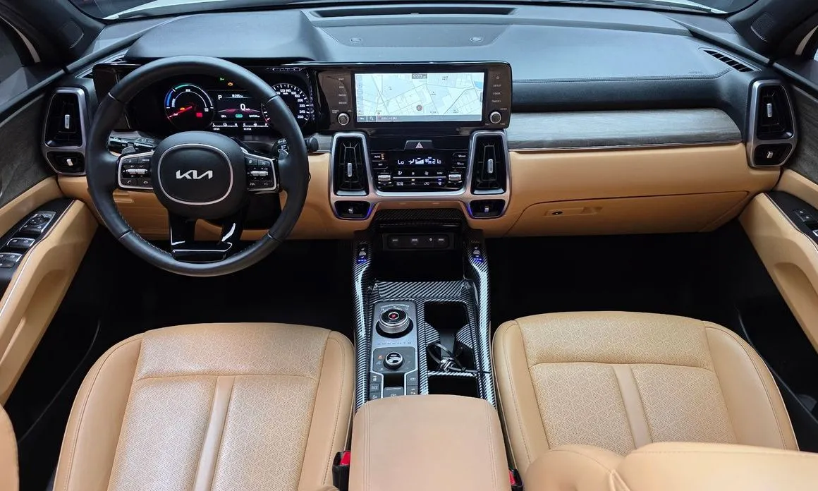 Kia Sorento — фото 9