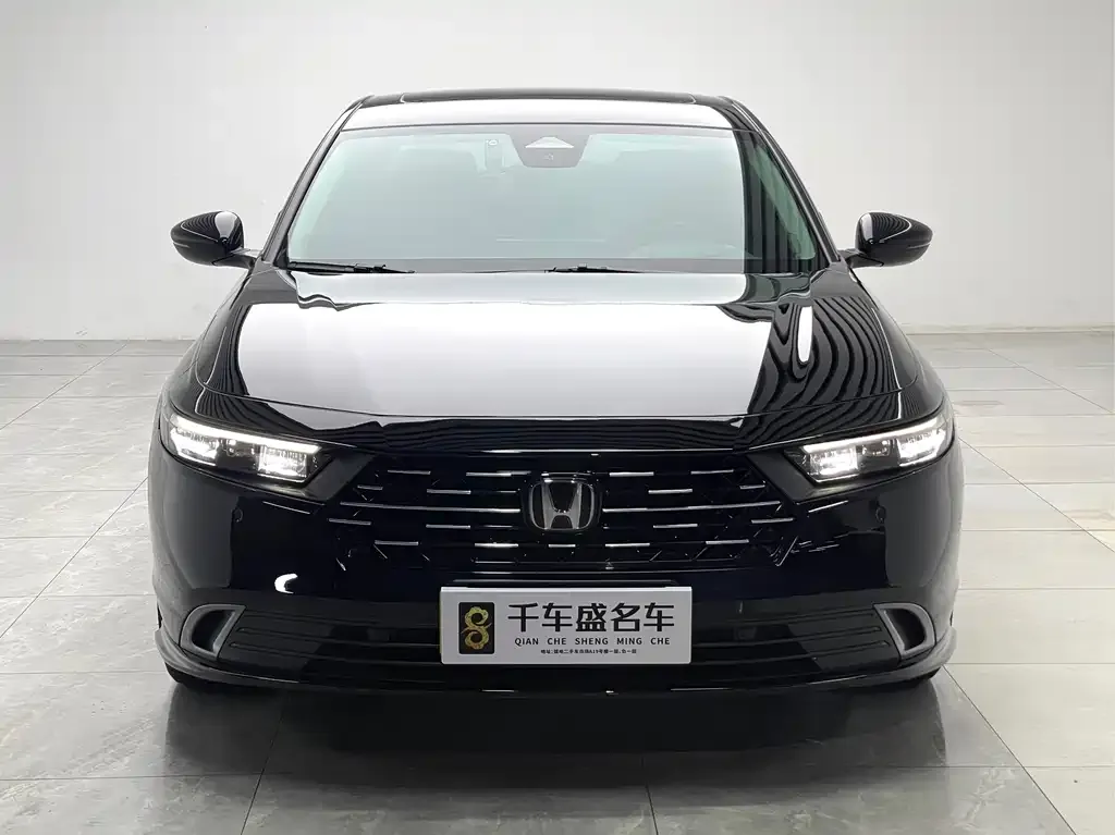Honda Accord — фото 4