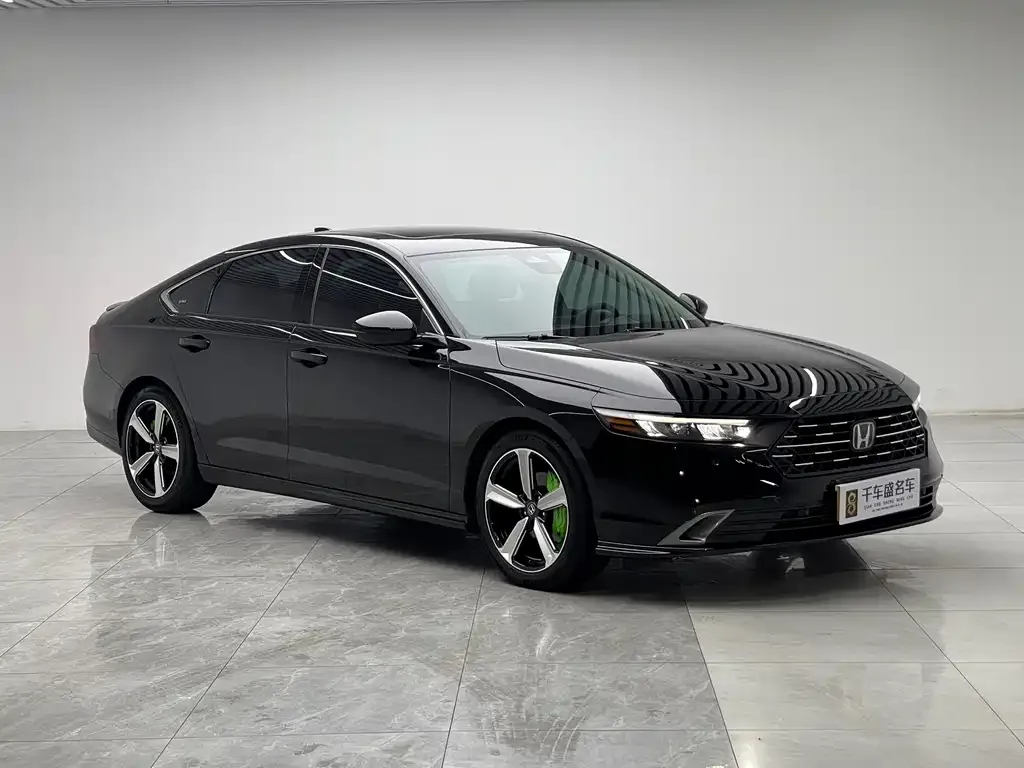 Honda Accord — фото 6