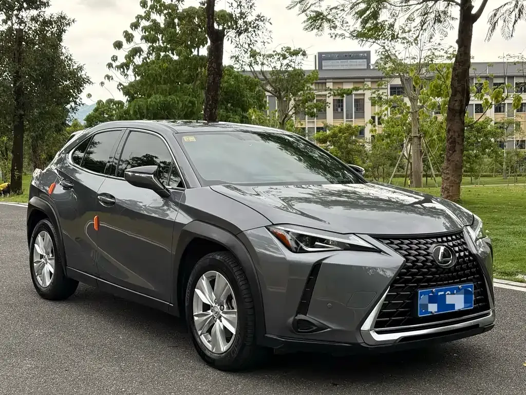 Lexus UX — фото 3