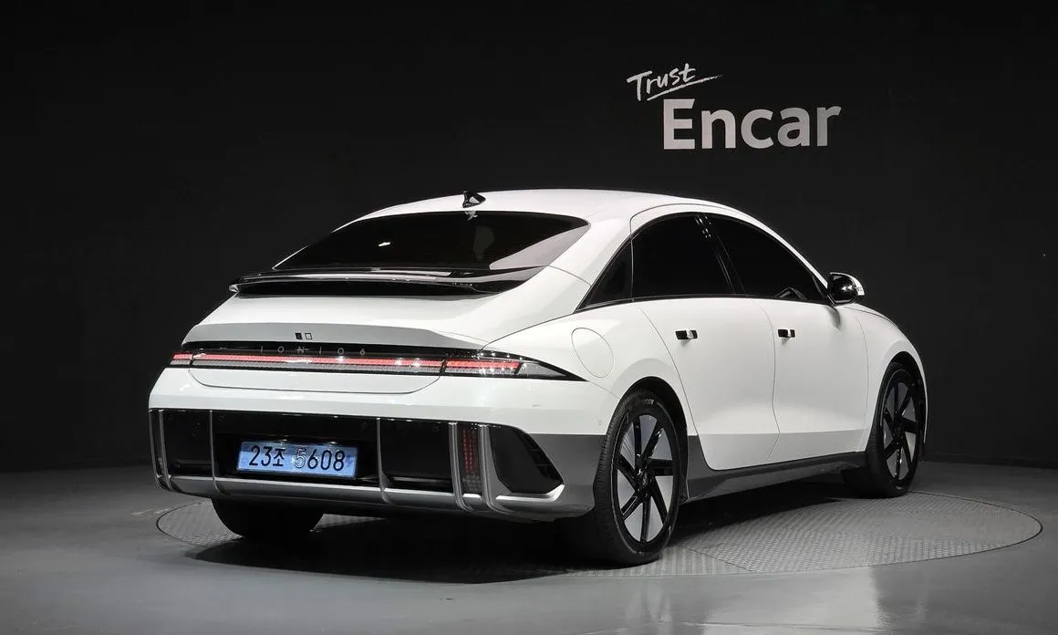 Hyundai Ioniq6 — фото 8