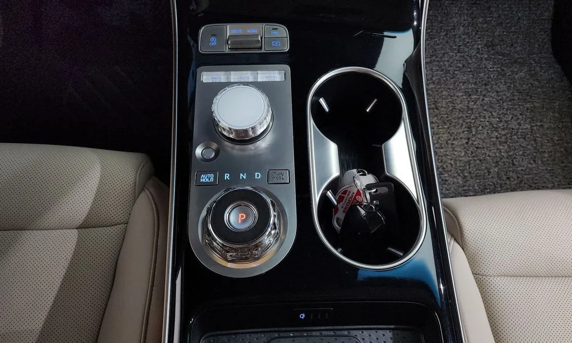 Genesis GV70 — фото 10