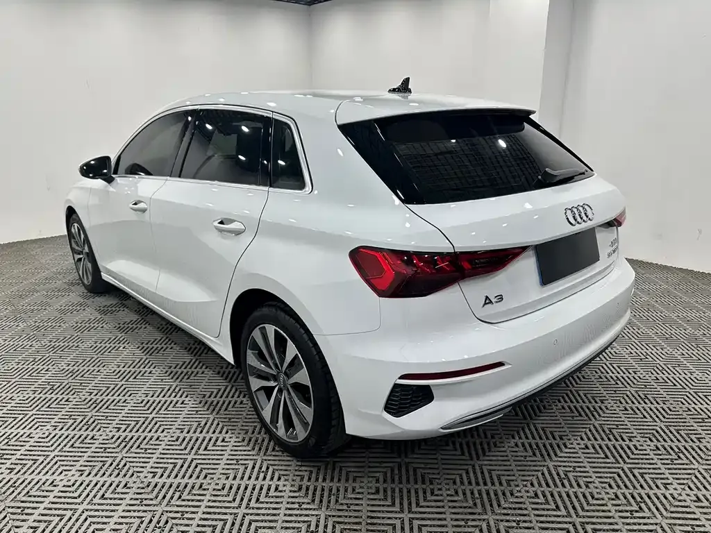 Audi A3 — фото 8