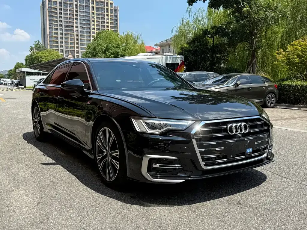 Audi A6L — фото 9