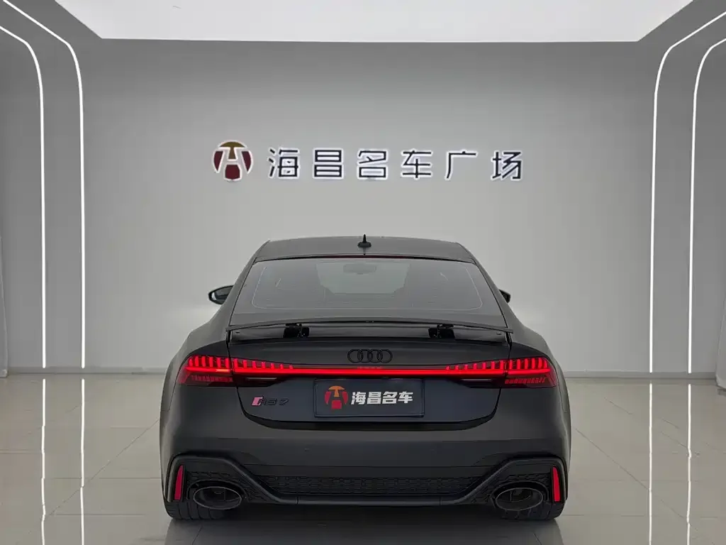 Audi RS 7 — фото 9