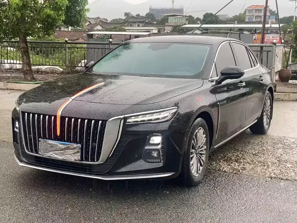 Hongqi H5 — фото 1